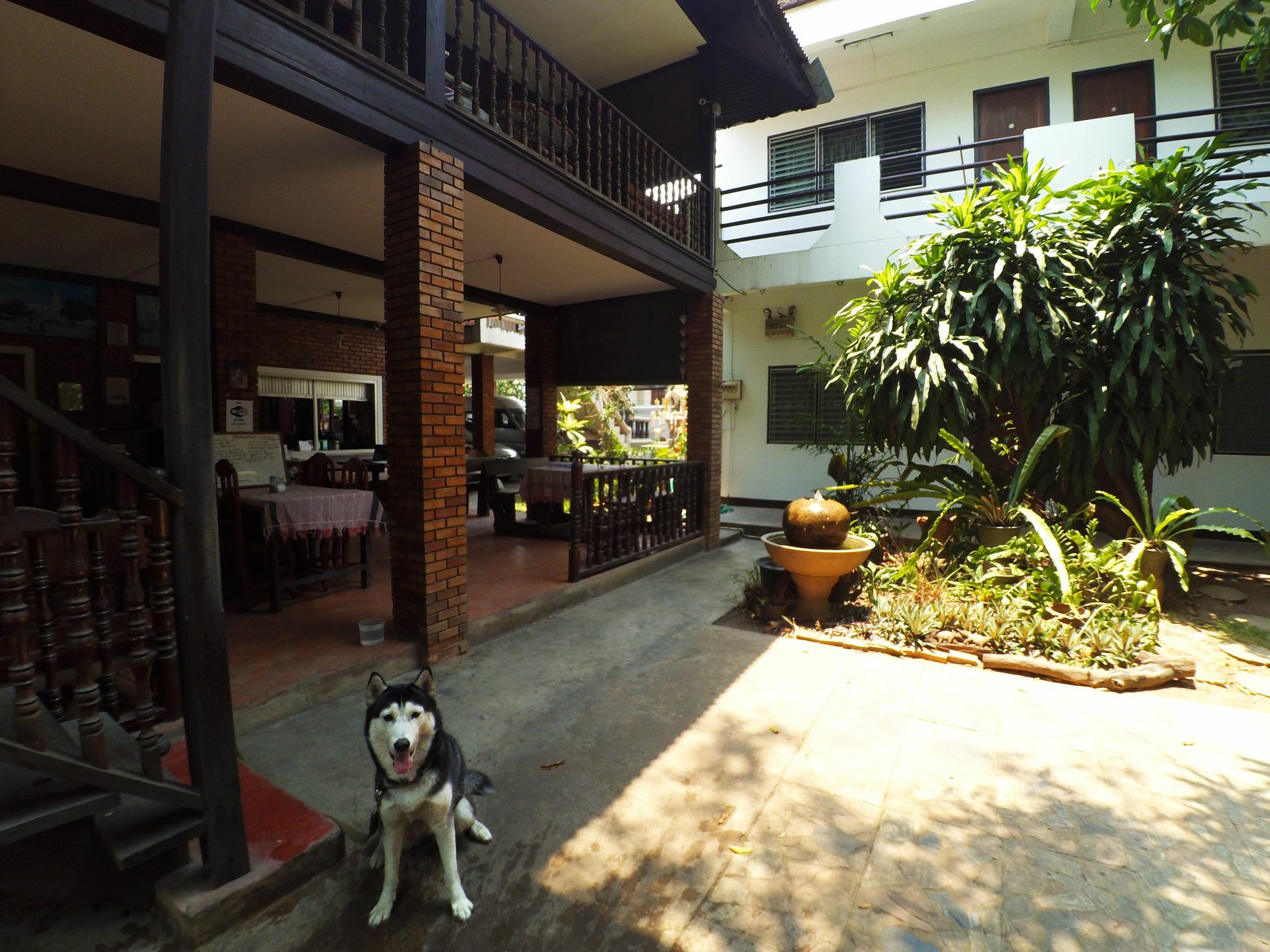 Sarah Guest House Chiang Mai Exterior foto